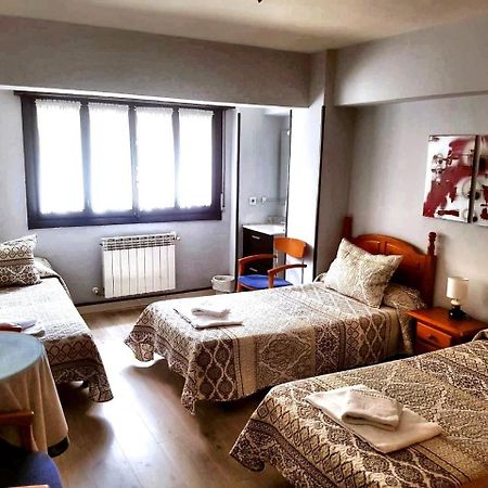 Hostal El Pesquero Бургос Екстер'єр фото