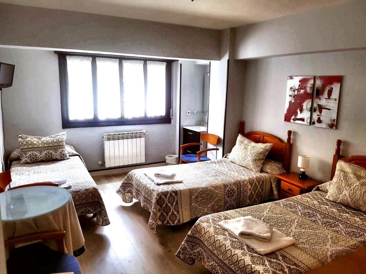 Hostal El Pesquero Бургос Екстер'єр фото