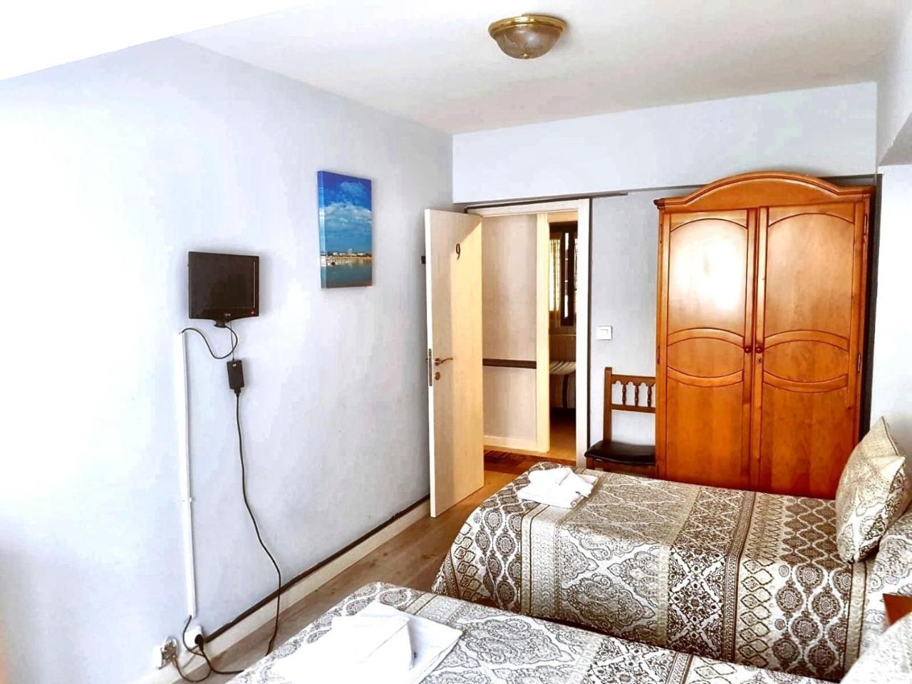 Hostal El Pesquero Бургос Екстер'єр фото